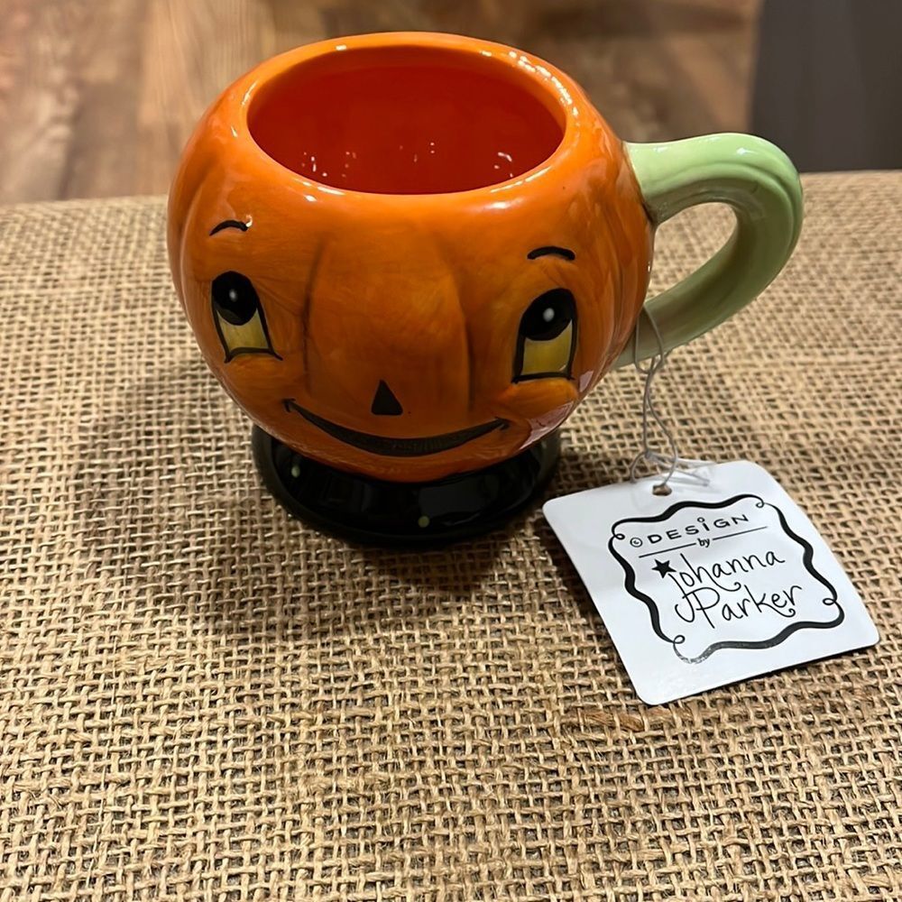 NWT Johanna Parker pumpkin tea cup